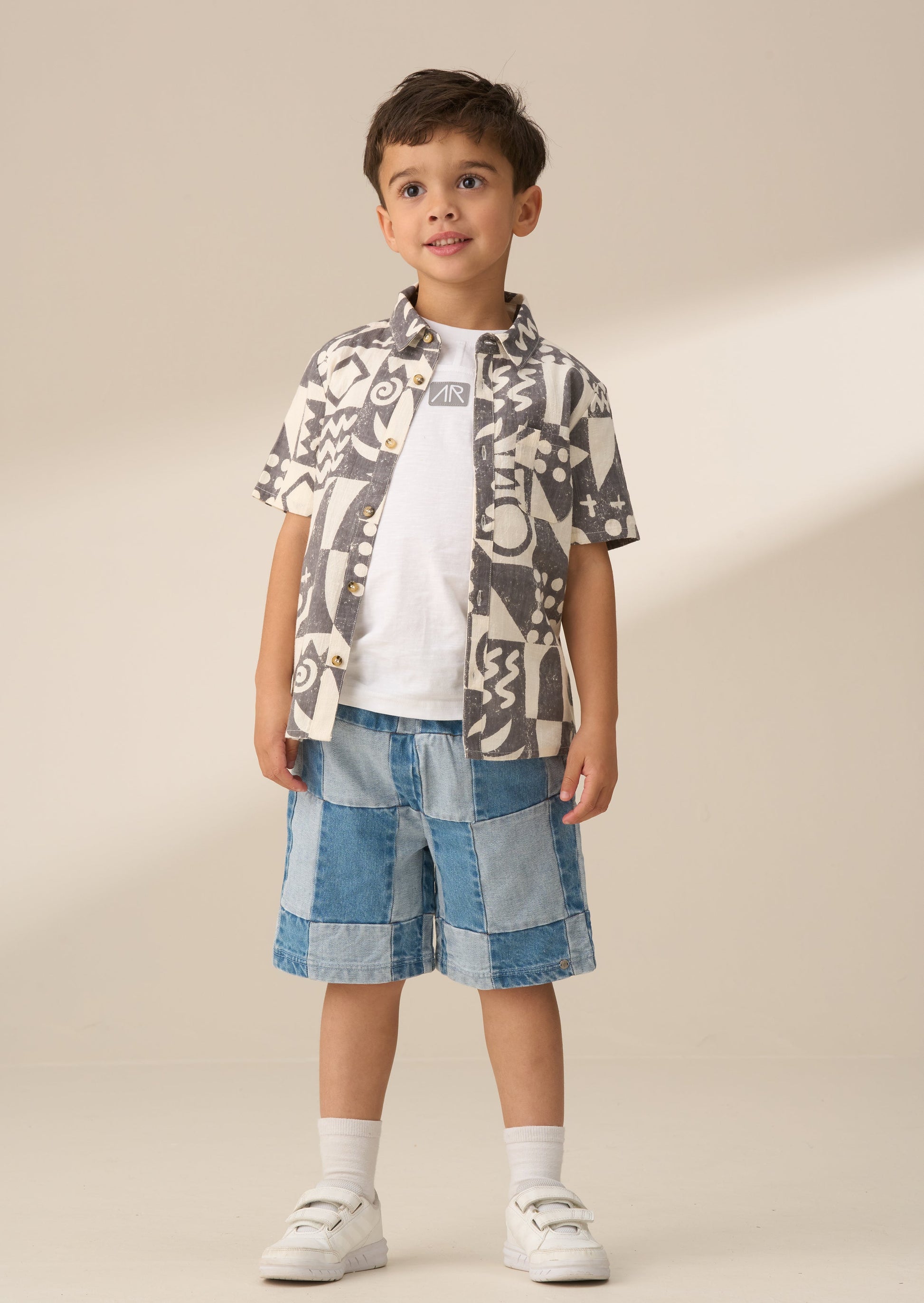 Bau Black Printed Holiday Kids Shirt